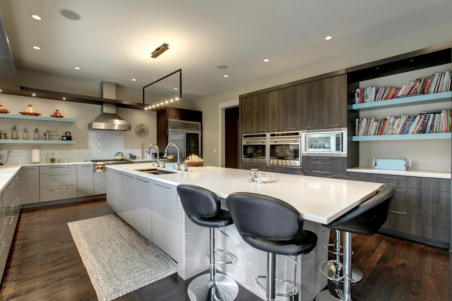 451 Leyden St Denver CO 80220-large-002-2-HotSHotPros 148u-1500×1000-72dpi (1)