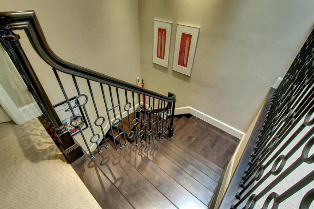 451 Leyden St Denver CO 80220-large-020-19-HotSHotPros 166u-1500×1000-72dpi